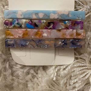 Resin Colored Alligator HairClips Set of 4